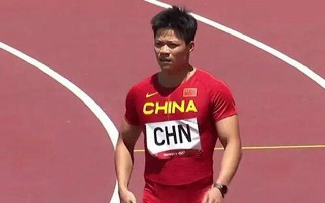 年轻妻子的往事